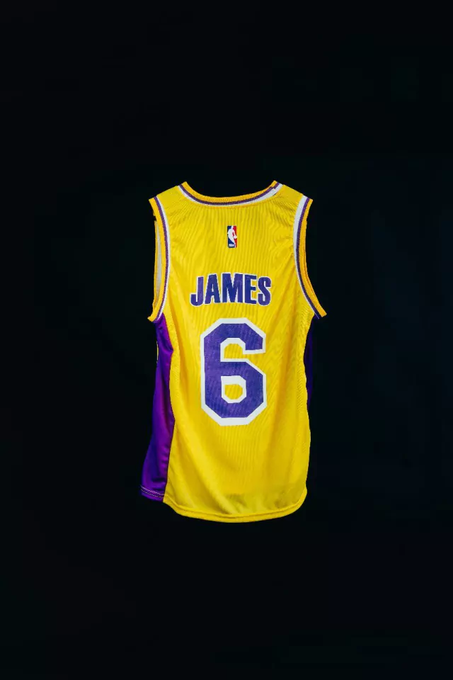Lakers (6) Amarilla Violeta