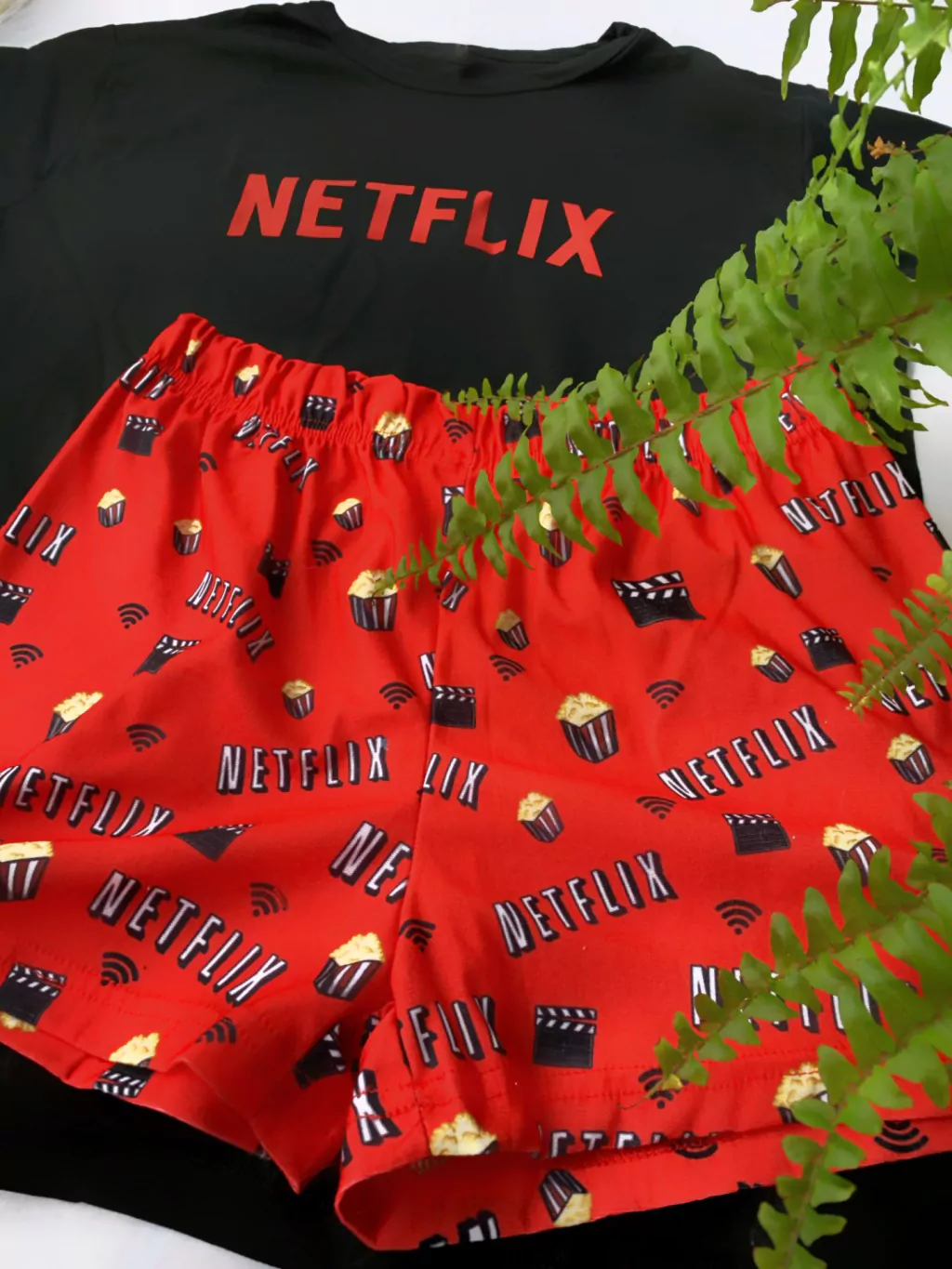 Pijama de Netflix - Comprar en roberta objetos