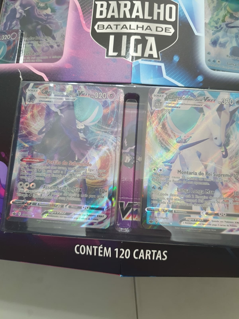 Box de Cartas Pokémon - Calyrex Vmax - Batalha de Liga Pokémon