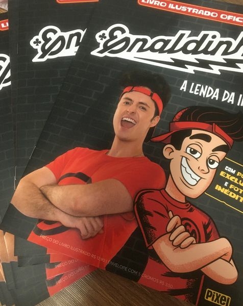 Livro - KIT ÁLBUM DO ENALDINHO + 50 FIGURINHAS: A LENDA DA