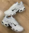 Tênis Nike Tn – Preto e branco