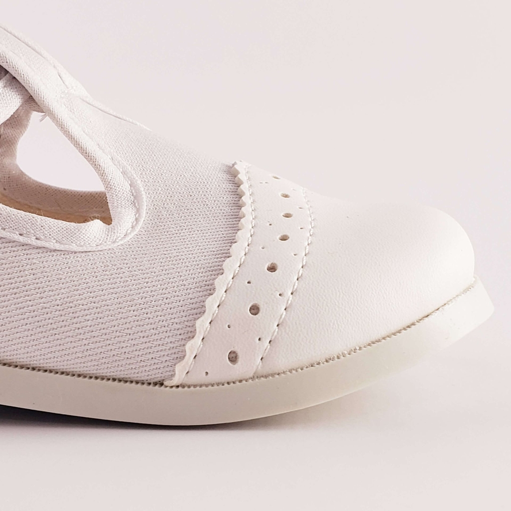 Guillerminas Lona Blancas Con Puntera | Zapatos
