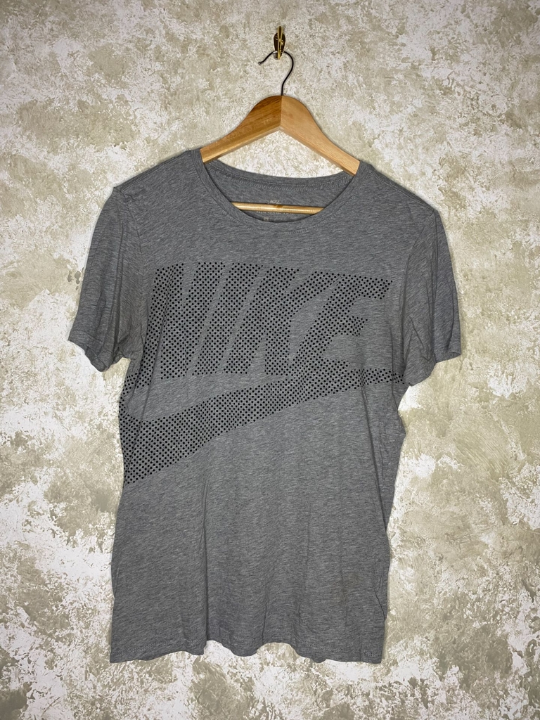 REMERA NIKE Comprar en Segunda Chance Moda Circular