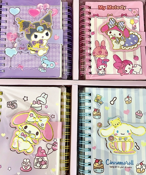 Caderninho Colorido Sanrio Personagens