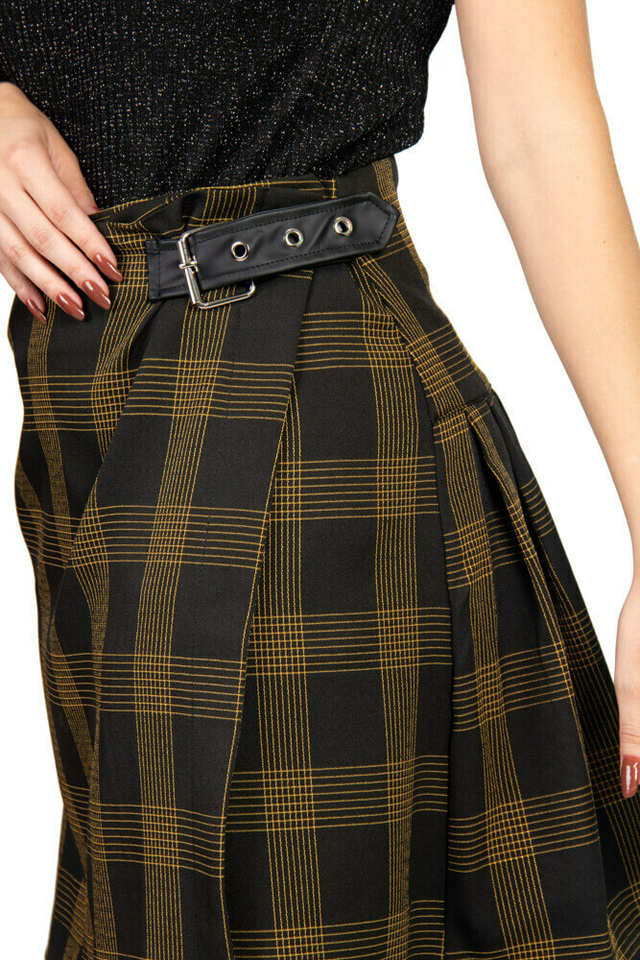 saia kilt xadrez com fundo preto