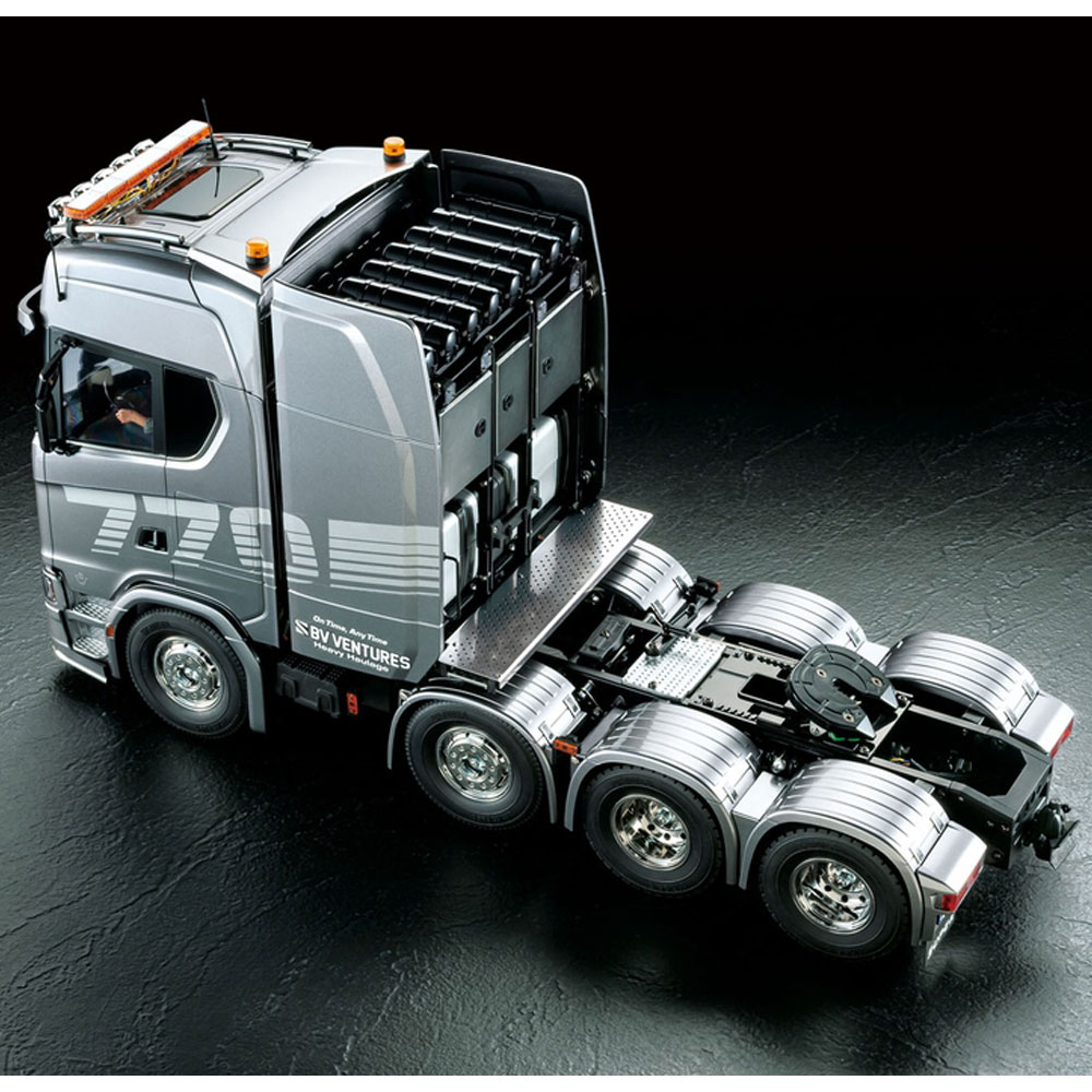 Rodojunior compra lote de 150 caminhões Scania, incluindo um 770 S V8