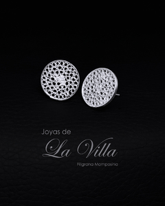 Aretes tipo topo círculo de caracoles. Filigrana Momposina Plata Ley 950.