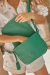 CARTERA MEDIUM VERDE LORO en internet