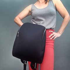 Mochila Lola Mora Negra