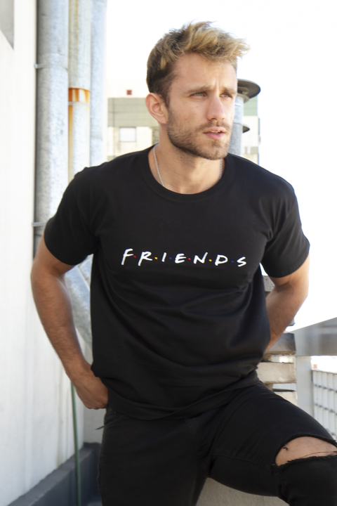 remera friends mujer