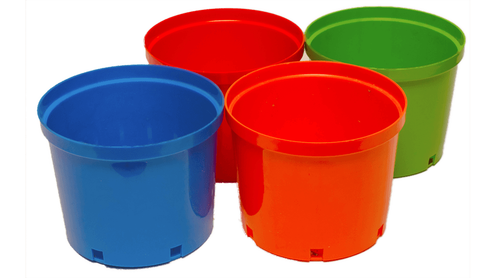 Matera grande plástica color 14 cm