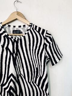 Remera Zebra Negra - comprar online