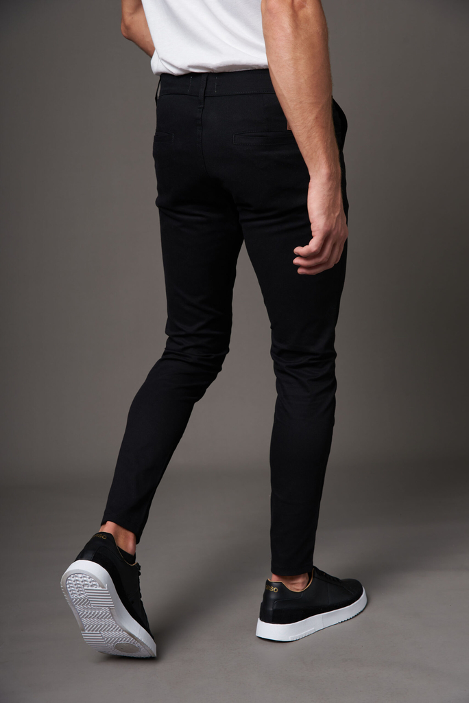 Chino de Gabardina Negro - Comprar en burdo