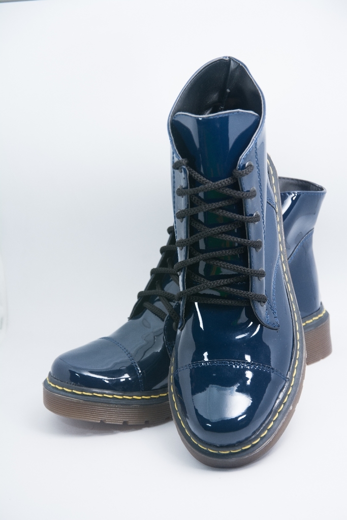 Borcegos Liverpool Charol Azul DTM CRISTAL