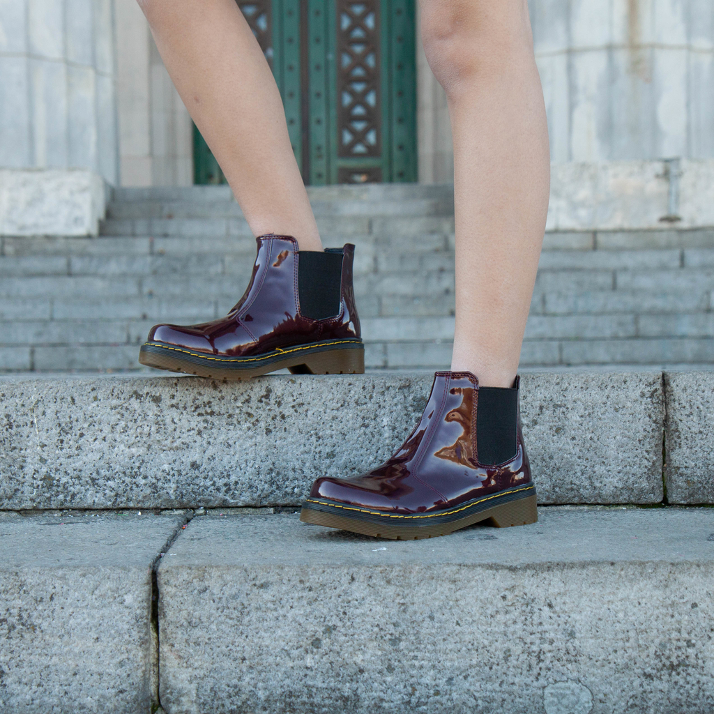 Bota Beatles Charol Bordo - Comprar en PRANA Zapatos