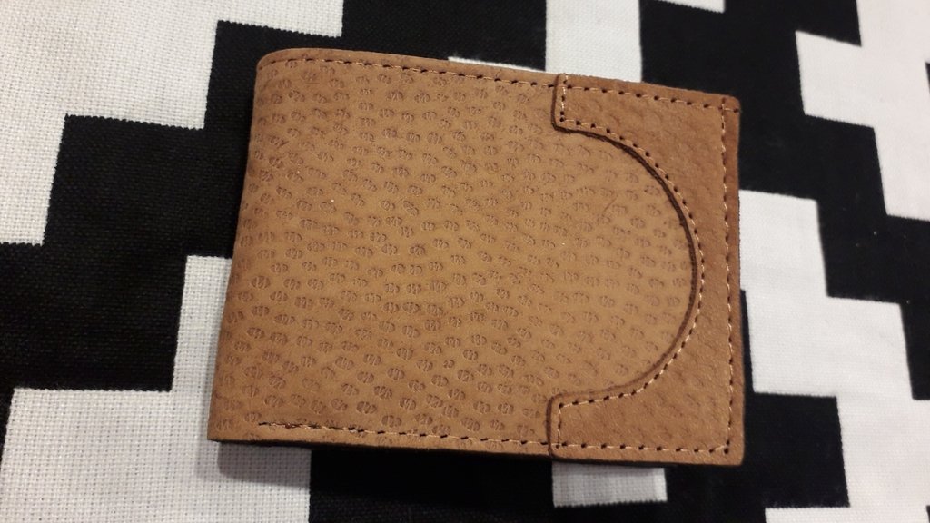 Billetera Cuero Simil Carpincho Martillada