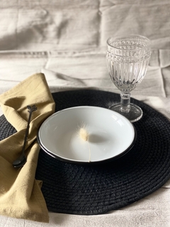 Plato Hondo Enlozado Con Borde Negro Vintage 22 cm