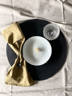 Plato Hondo Enlozado Con Borde Negro Vintage 22 cm - Trendy Corner
