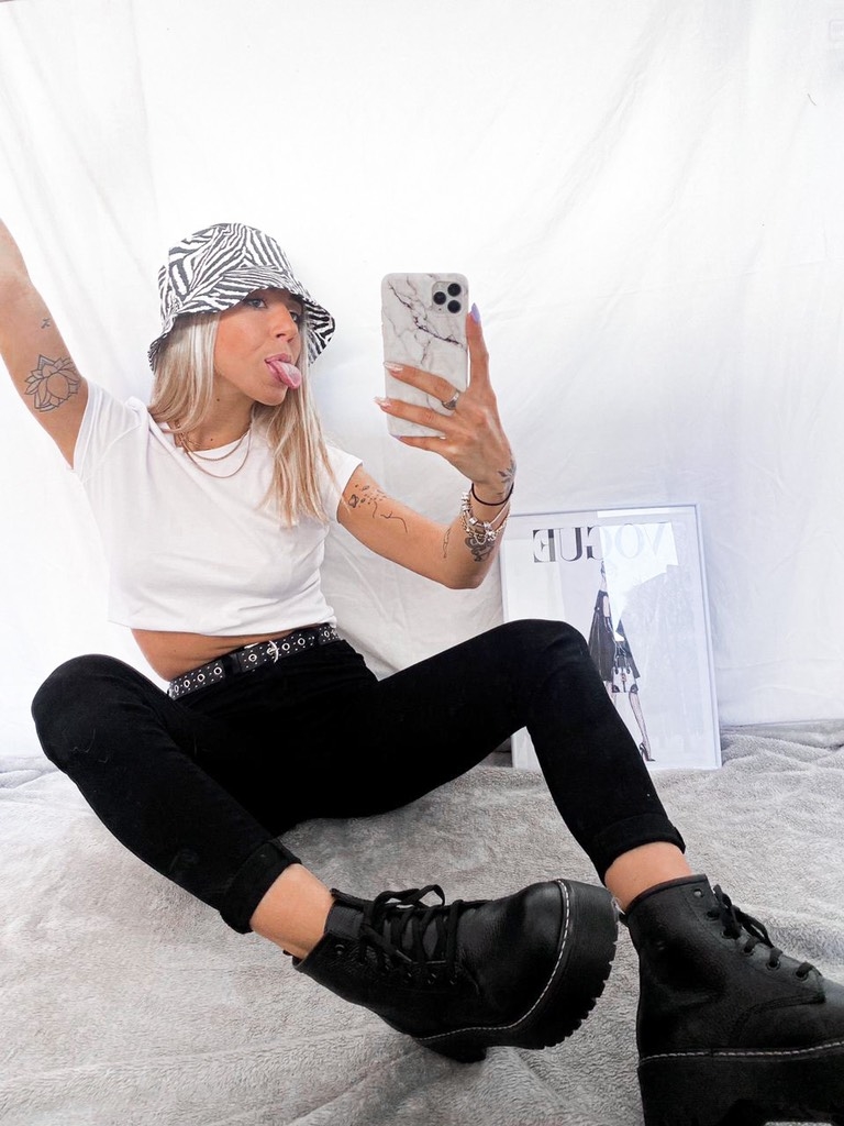 JEAN SKINNY NEGRO TIRO ALTO
