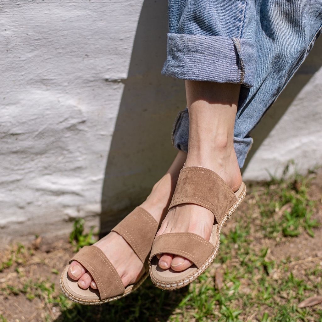 SANDALIA DOS TIRAS 2151 BEIGE - Zoe Wild Shop
