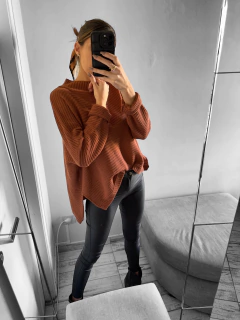 Over Basic Sweater en internet