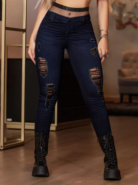 Calça Jeans Skinny Destroyed com Meia Arrastão