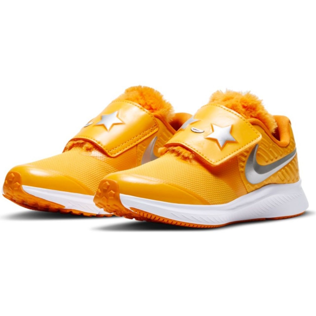 tênis com velcro nike
