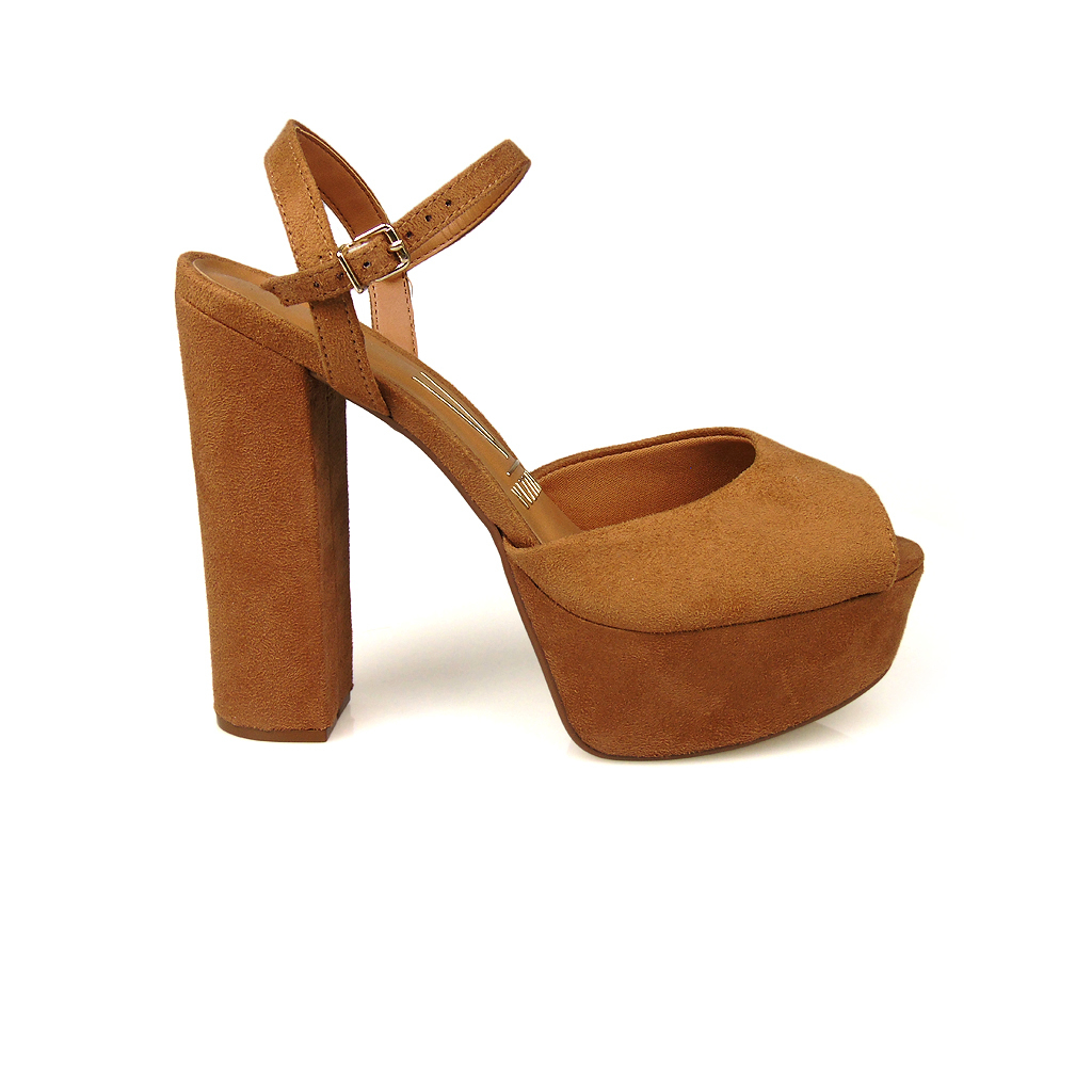 Sandália Vizzano 6282100 Preto Verniz Salto Alto Grosso