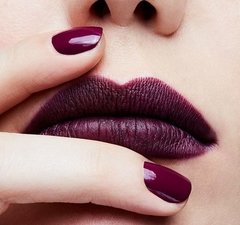 Mac Cosmetics - Matte Lipstick Instigator - comprar online