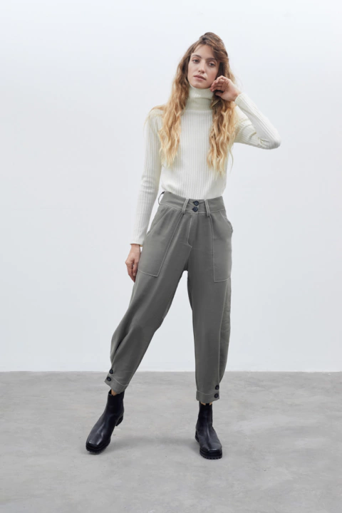 Pantalón Peep (copia) na internet