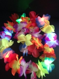COLLAR HAWAIANO LED - comprar online