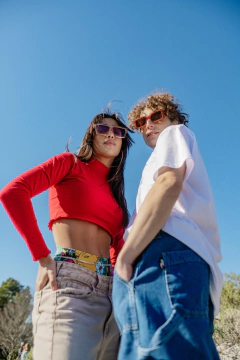 POLERA CROP ALGODON RULOTE ROJA - tienda online
