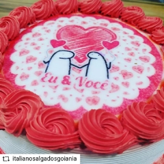 lalagourmet1 - • bolo 1kg • rosa com tema de maquiagem