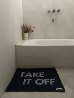 Alfombra Negra Take It Off Blanco en internet