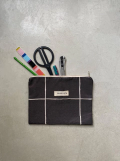 Neceser Negro Cuadrillé Blanco - comprar online