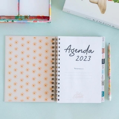 AGENDA 2023 PINK- FLORES CREMA - comprar online