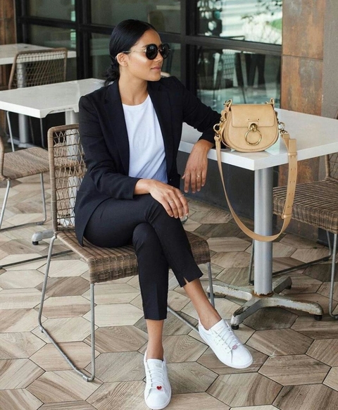 CONJUNTO BLAZER Y PANTALON LILA - Comprar en CHIETY