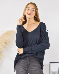 Sweater de lanilla escote v con bordado hombro abelia art I210026 en internet