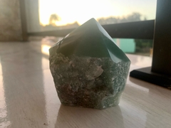 quartzo verde (bruto / ponta)