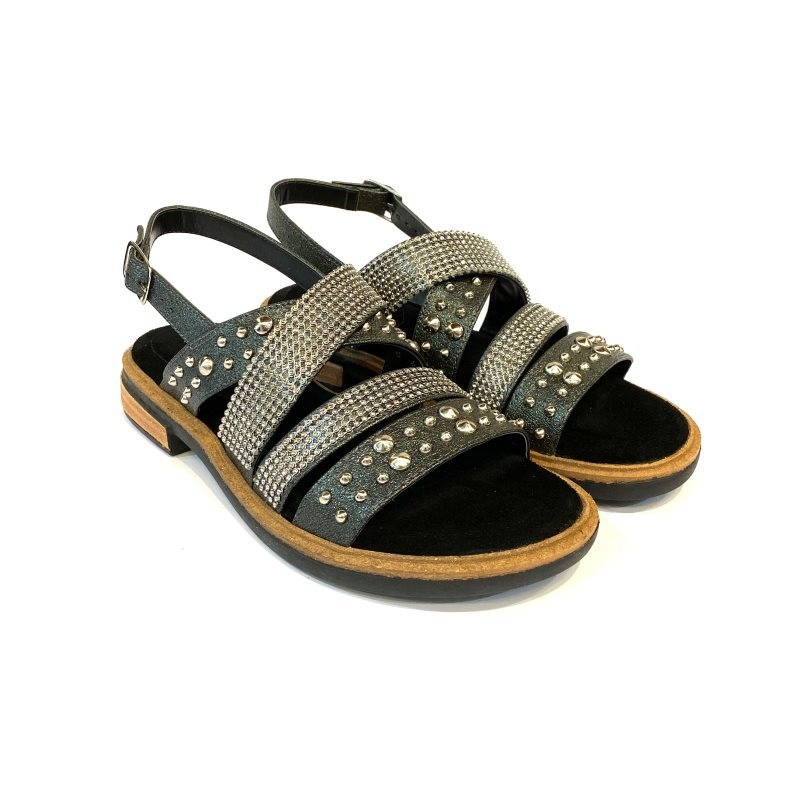Sandalias Bajas con tiras cruzadas color negro y nude