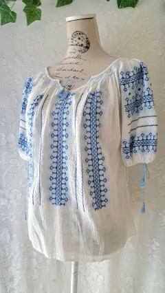 Blusa Ucraniana 70s en internet