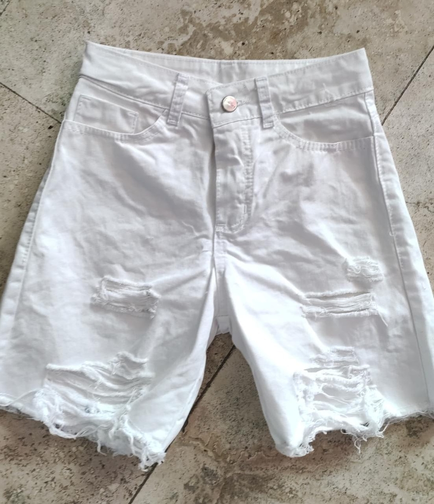bermuda blanca rota - Comprar en All Girls Indumentaria