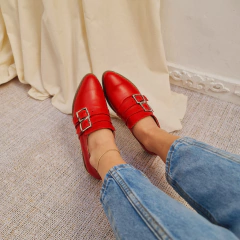 Zapatos de Cuero Rojo Pensamiento