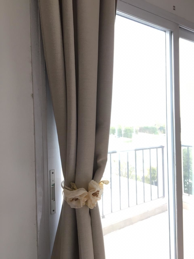 Agarradera de cortina flores - Comprar en Chez Deco