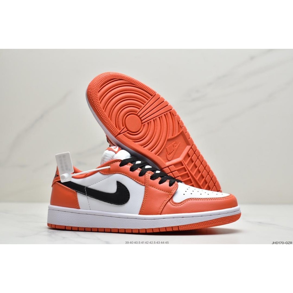 NIKE JORDAN 1 - LOW \