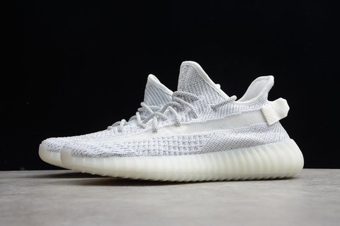 yeezy branco
