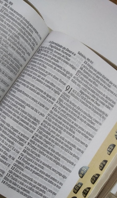 Bíblia média com harpa - capa com zíper preta na internet