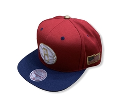 Mitchell & Ness Brooklyn Nets Golden Flag USA
