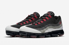 Nike Air Vapormax 95 “Hot Red”