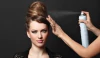 Imagen de SPRAY FIJADOR FUERTE ACONDICIONADOR LINEA SALON POR 500 ml MARCA OPCION